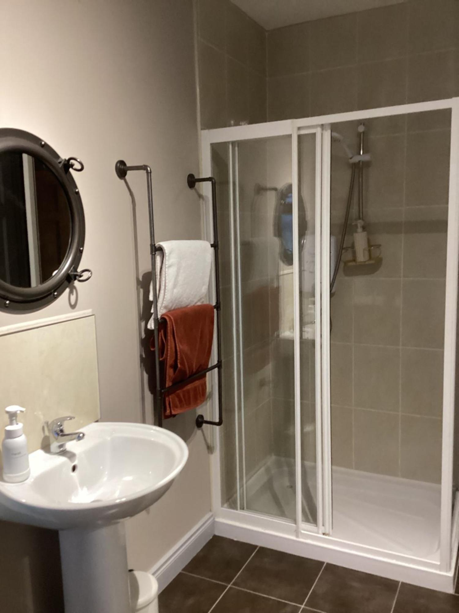 Room To Rent Μουλινγκάρ Εξωτερικό φωτογραφία